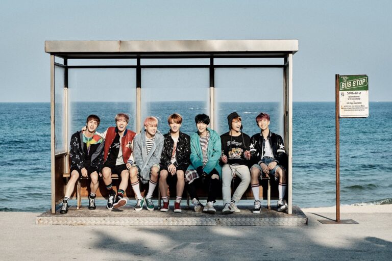 BTS-YOU_NEVER_WALK_ALONE Concept Photo