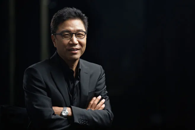 ee Soo-Man, the founder of SM Entertainment, in the mid-1990s.